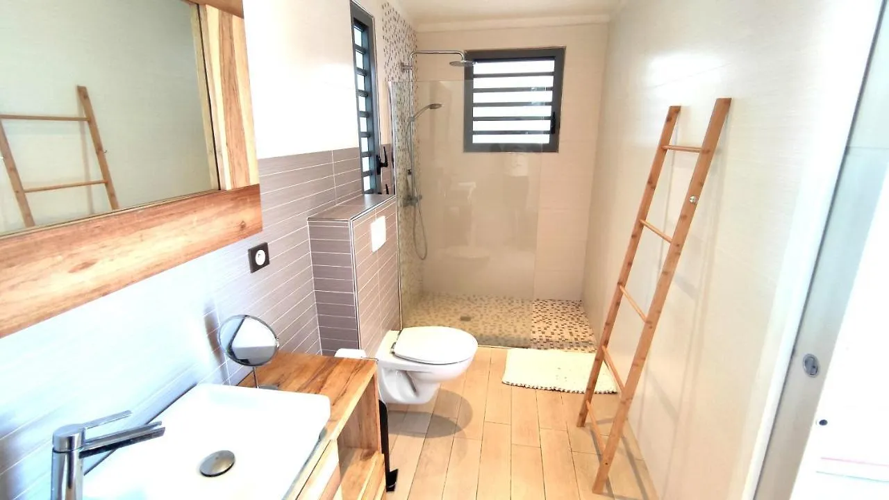 Villa Ela - Jolie Villa Avec Piscine Chauffee Et Jacuzzi Les Abymes Guadeloupe